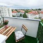 Superapart Belwederska A Ministudio, Balcony, Kitchen, Pet-friendly, Tv & Wifi Apartmán *